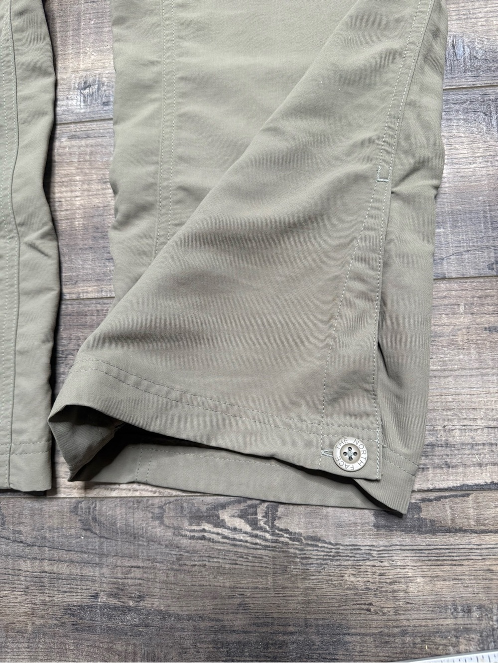 The North Face Cargo Pants Durable Everyday Wear Women's Size 14 - Picture 3 of 16